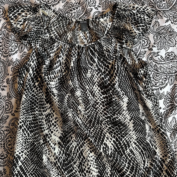 Women’s Kenneth Cole REACTION top - Picture 1 of 6